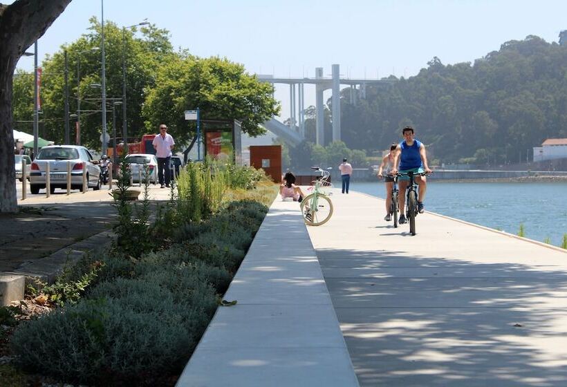 פנסיון Mytrip Porto