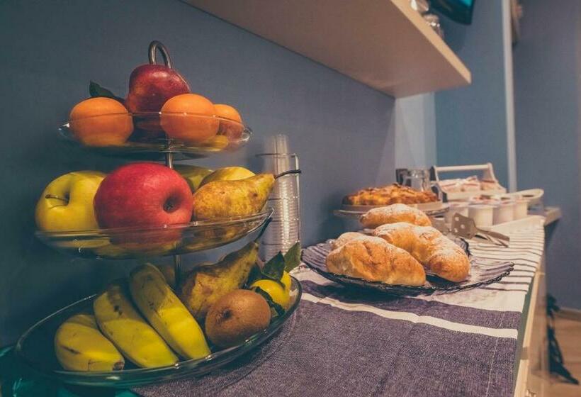 Пансион Oltre Il Mare Guest House