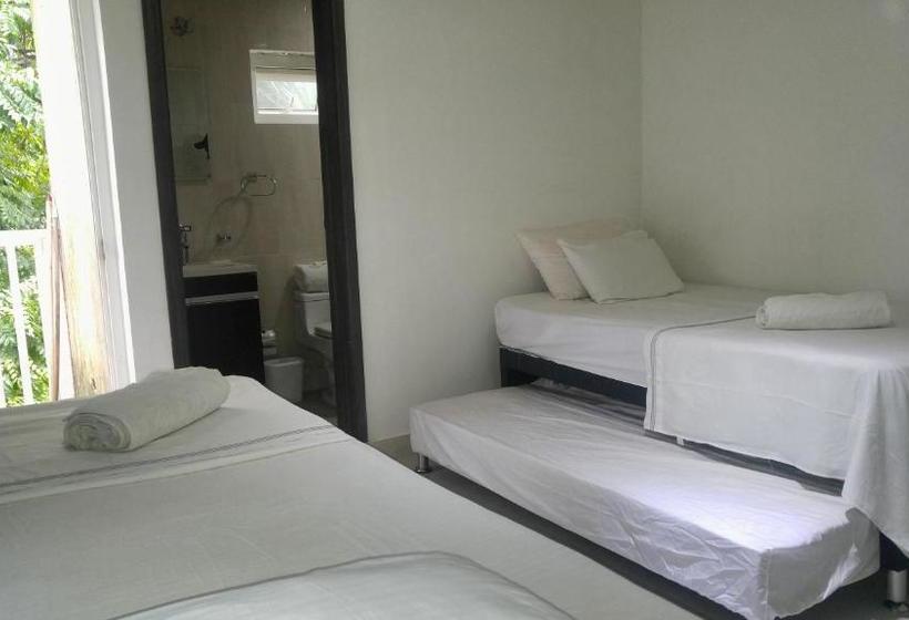 Пансион Orange House Downtown