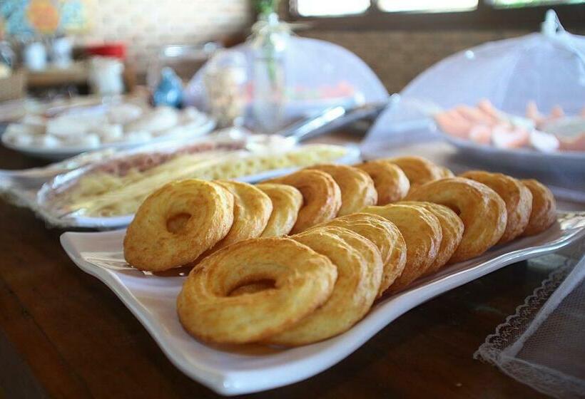 بنسيون Pousada Dona Santinha