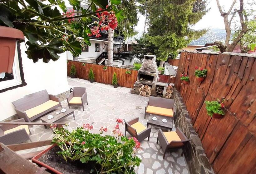 פנסיון Casa Katalina 2