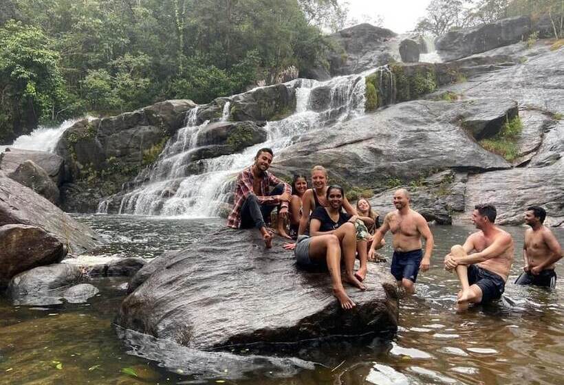 هاستل Katsura Varkala