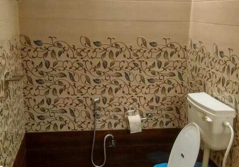 هاستل Katsura Varkala