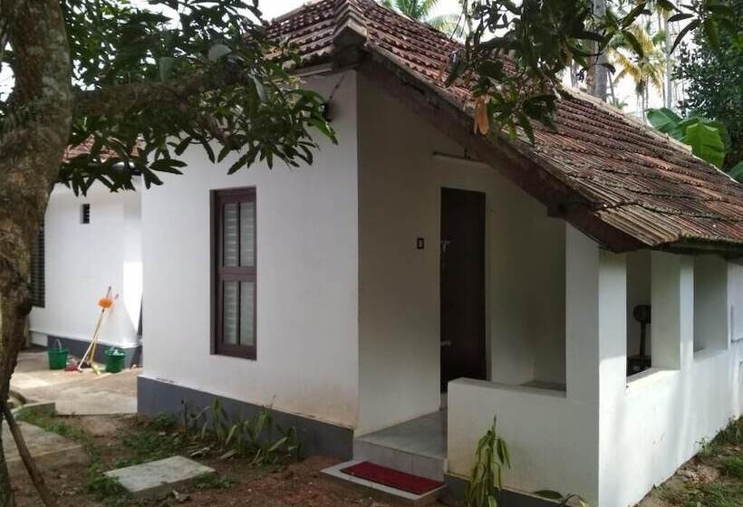 هاستل Katsura Varkala