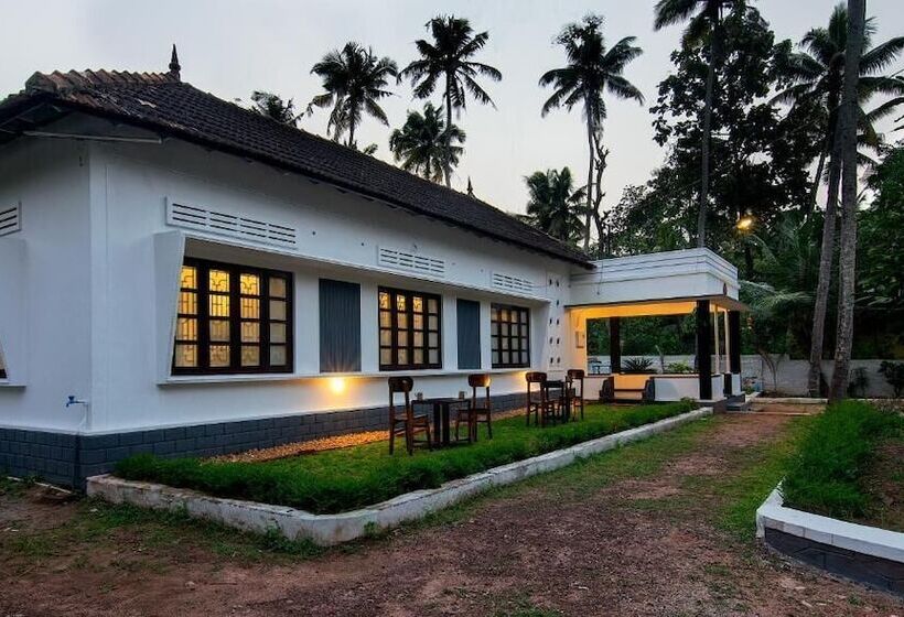 هاستل Katsura Varkala