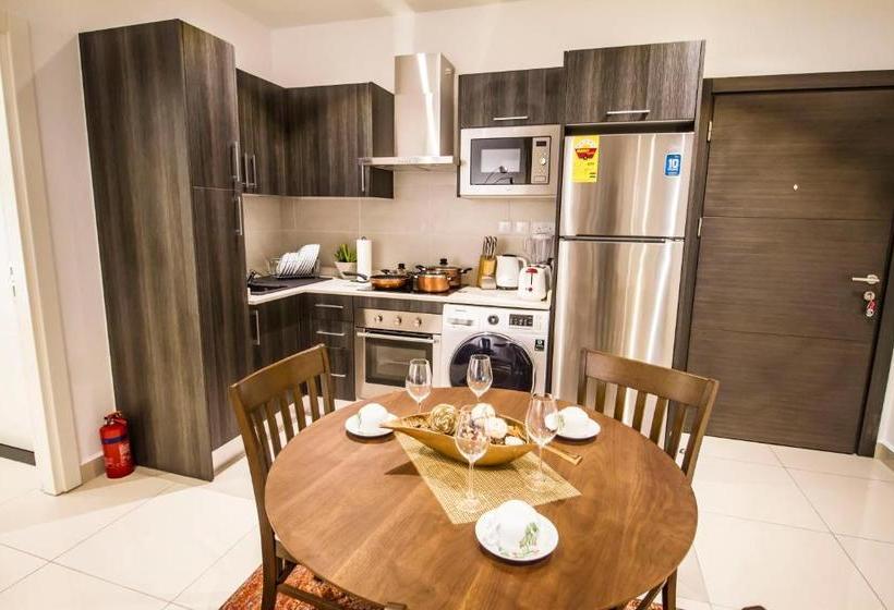 Embassy Gardens Premier Suitescantonment