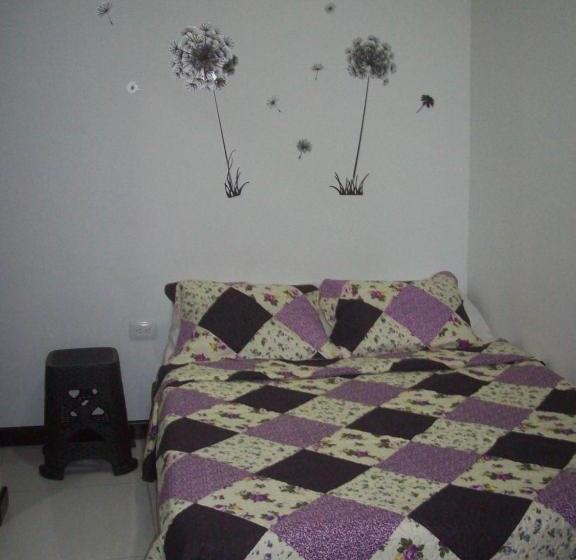 Общежитие Alojamientos Turisticos Titanic