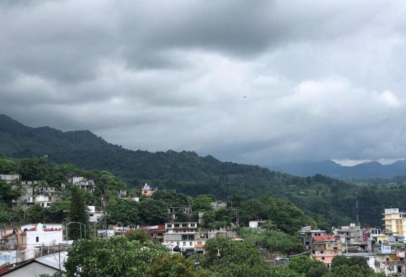 هاستل Casa Jhada Xilitla