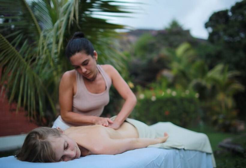 הוסטל Espaço Vaidya Ayurveda Pousada