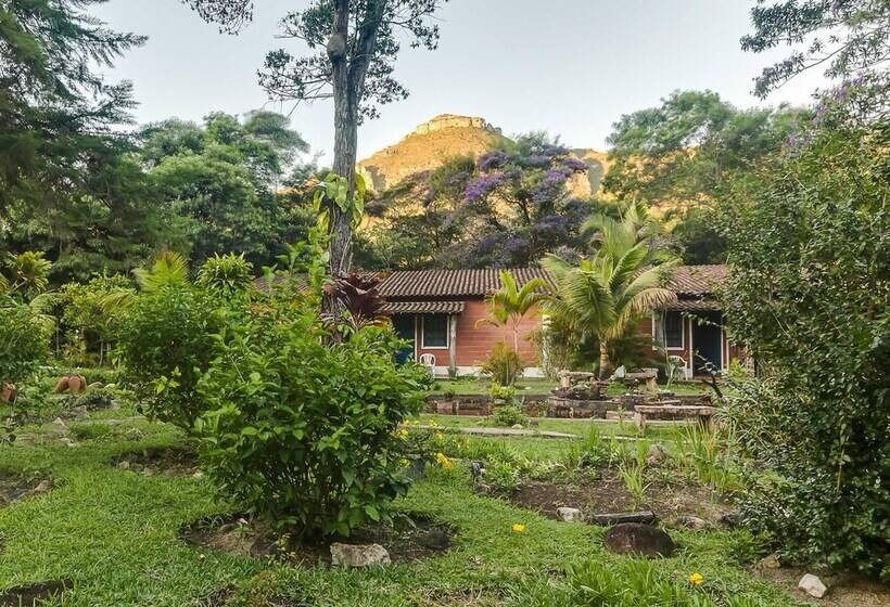 הוסטל Espaço Vaidya Ayurveda Pousada