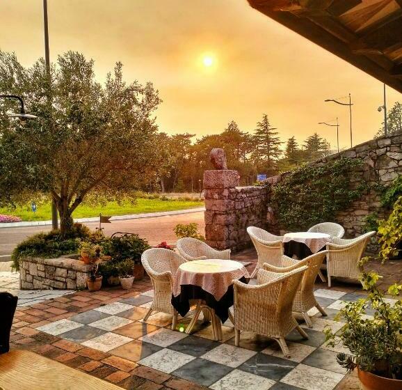 הוסטל Gran Osteria Tre Noci