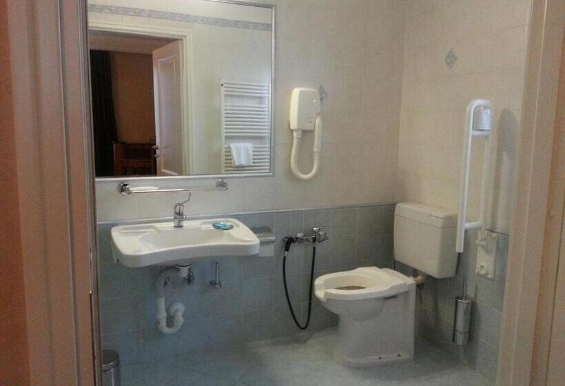 הוסטל Gran Osteria Tre Noci