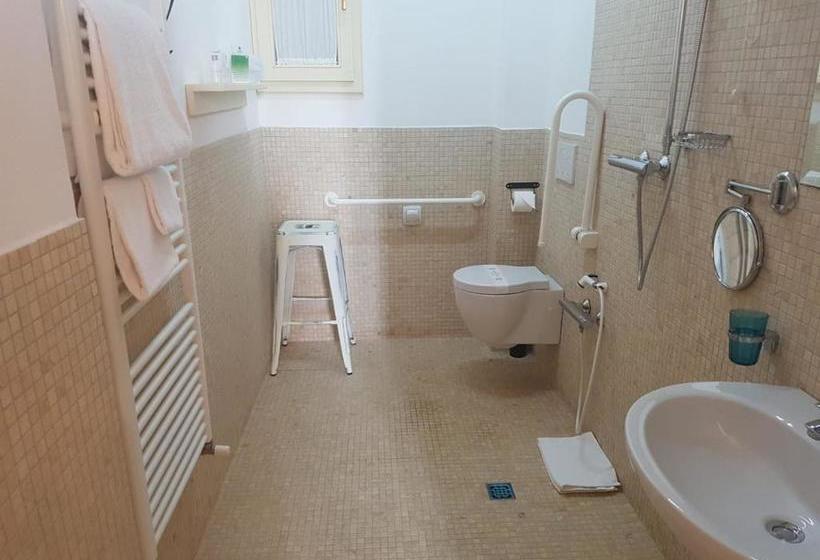 Общежитие Locanda Di Casa Spadoni