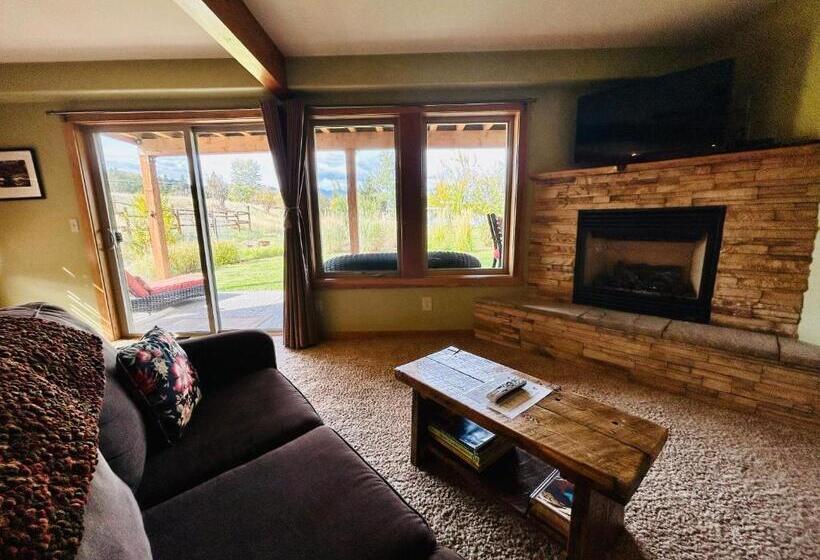 호스텔 Mt Gardner Inn