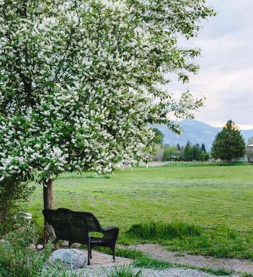 旅馆 Mt Gardner Inn