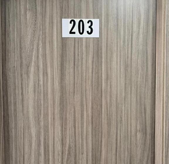 הוסטל Summer Breeze