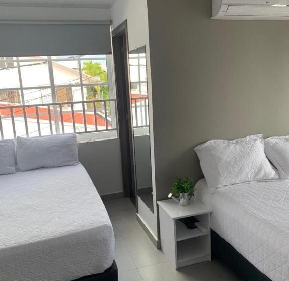 הוסטל Summer Breeze