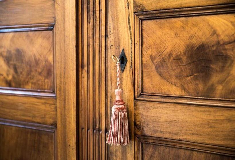 مبيت وإفطار Dimora Di Catullo   Ospitalità Di Charme