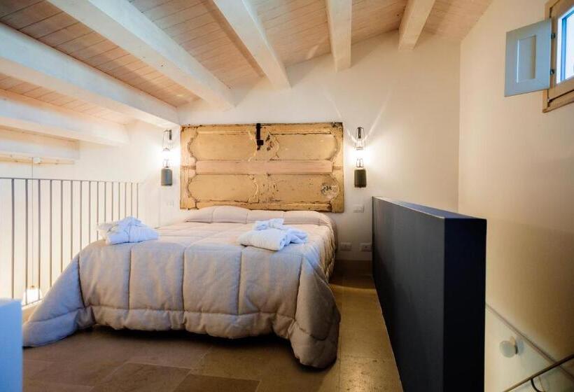 Bed and Breakfast Dimora Di Catullo   Ospitalità Di Charme