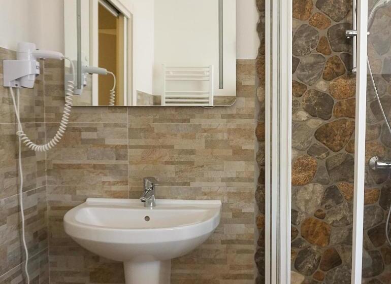 فندق Agriturismo & Agricamping Serena