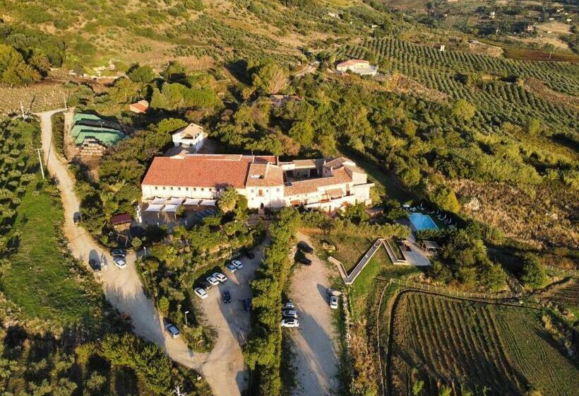 ホテル Agriturismo Masseria La Chiusa