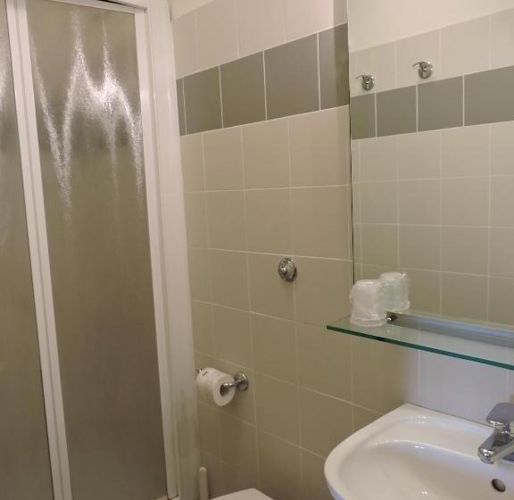 בית מלון כפרי Agriturismo Montereggi