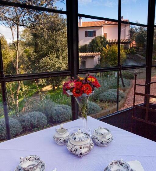 ホテル Agriturismo Podere Santa Rita