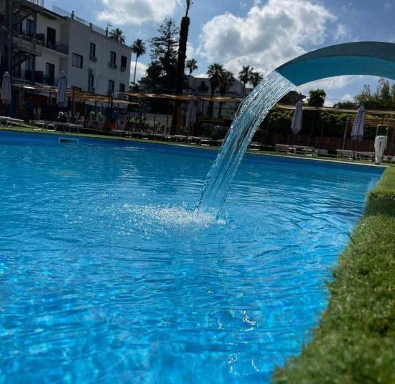 בית מלון כפרי Borbonico Di Pietrarsa