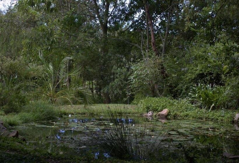 ホテル Four Fields Farm