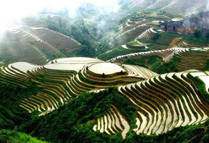 Hôtel 龙胜馨嘉源饭店