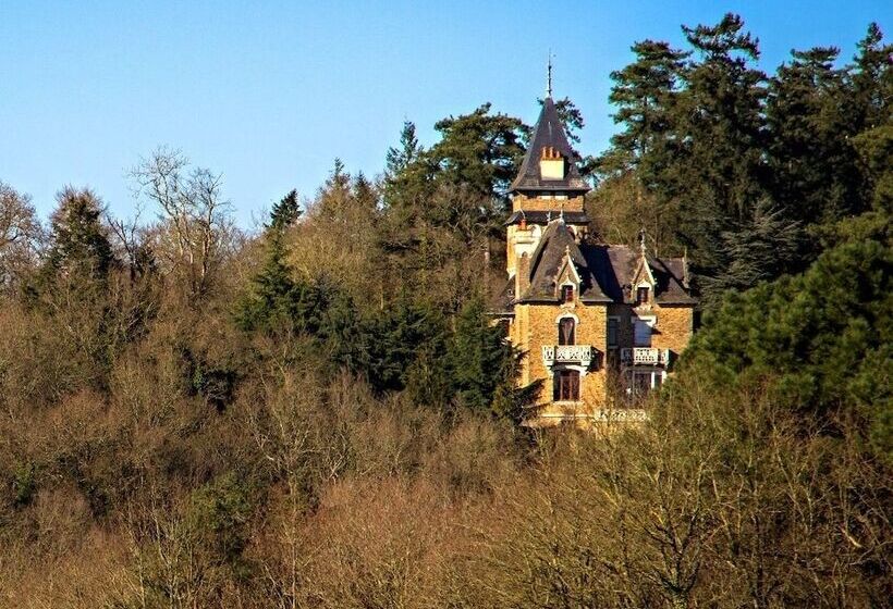 فندق The Storyteller Apartment Chateau Le Mur