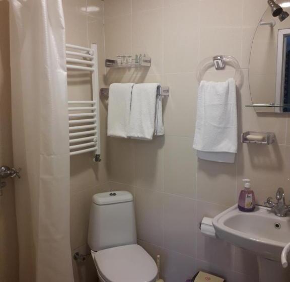 پانسیون Akaki's Guesthouse