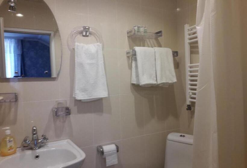 پانسیون Akaki's Guesthouse