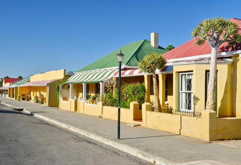 膳宿费 Die Tuishuise & Victoria Manor