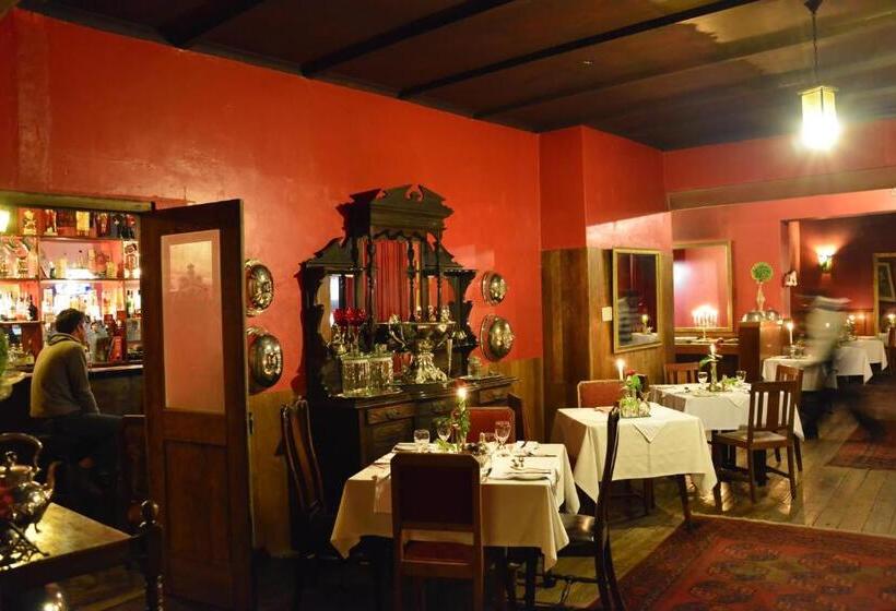 膳宿费 Die Tuishuise & Victoria Manor