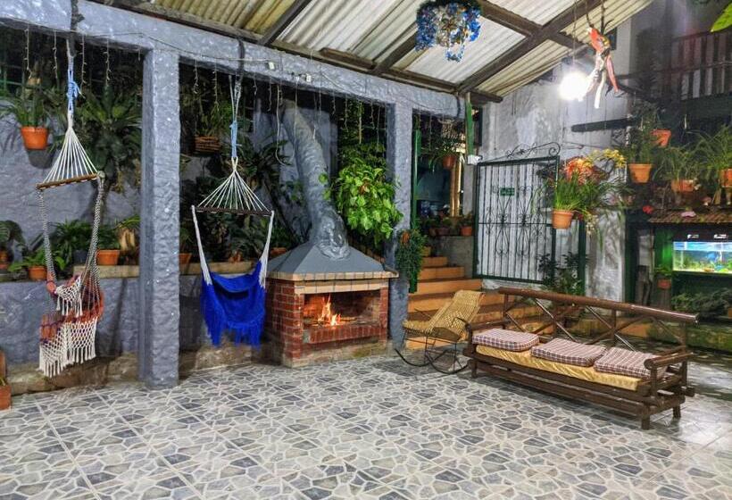 ペンション Hospedaje El Jardín