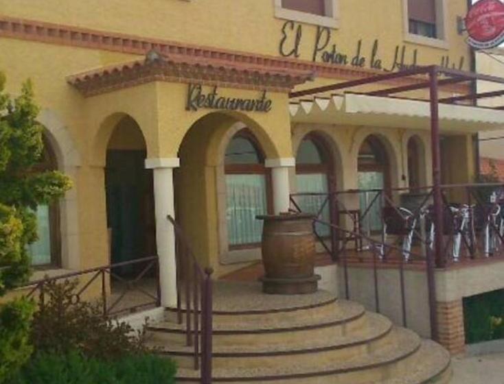بنسيون El Porton De La Huebra
