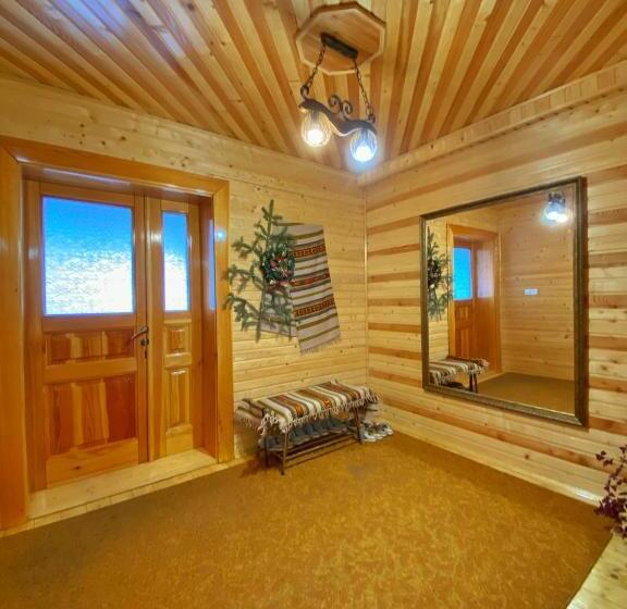 پانسیون Faina House