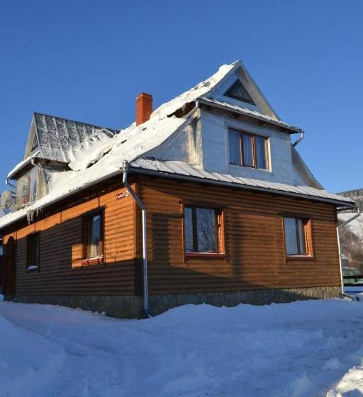 پانسیون Faina House