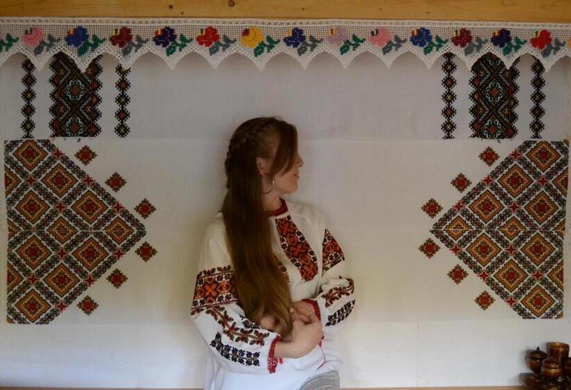 پانسیون Faina House