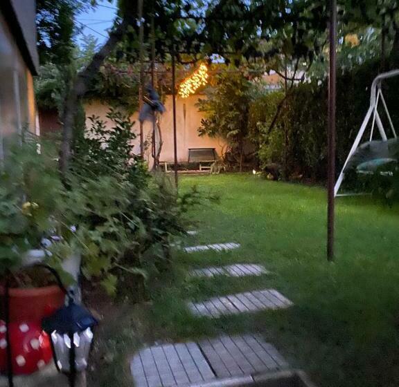 بنسيون Family Hotel May