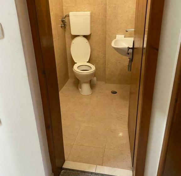 بنسيون Family Hotel May