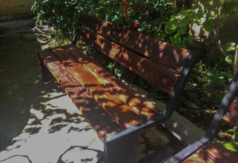 پانسیون Guest House Gelit