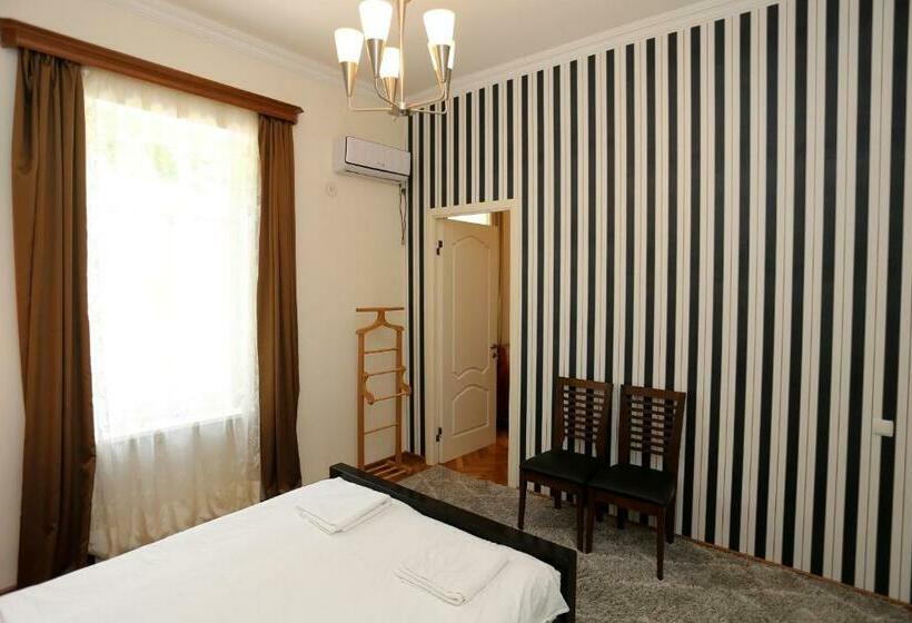 پانسیون Guest House Pirosmani 60