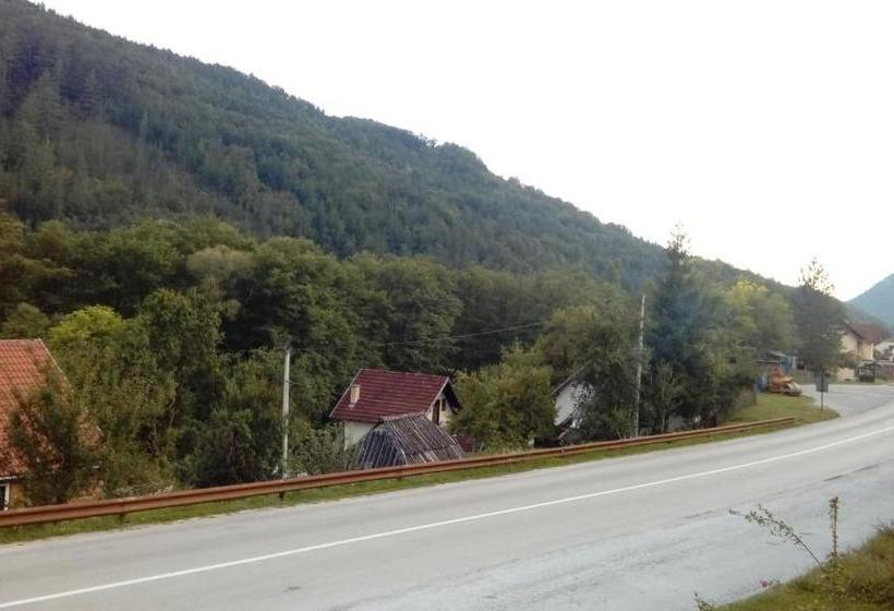 پانسیون Apartman Ana