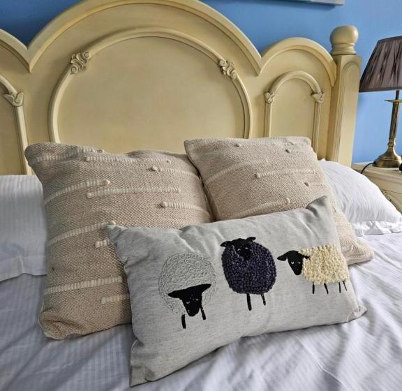 Пансион Halmer Grange Guest House