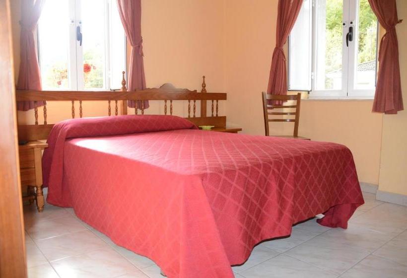 膳宿费 Hostal Parador Peñavera