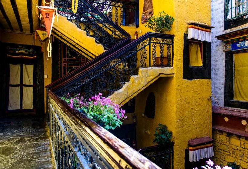 پانسیون House Of Shambhala