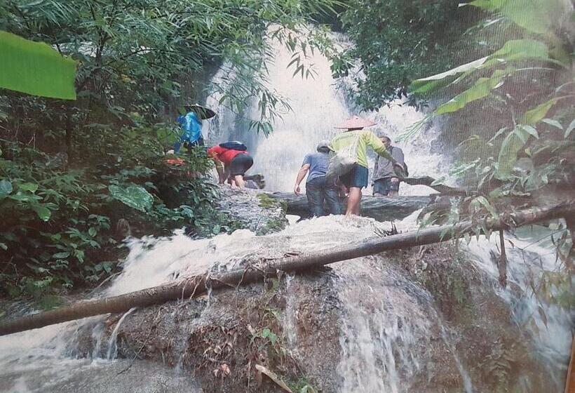 膳宿费 Lattanavongsa Guesthouse And Bungalows