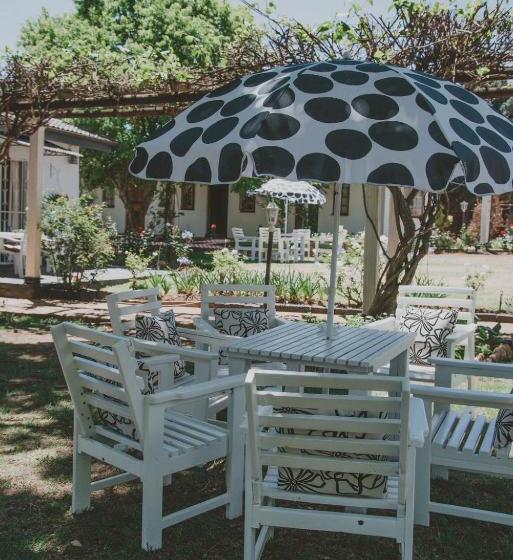 بنسيون Lydenburg Manor Guest House